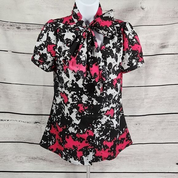 🔹️NWT Banana Republic Pink, Black, & Gray Short Sleeve Blouse Small - Picture 2 of 16